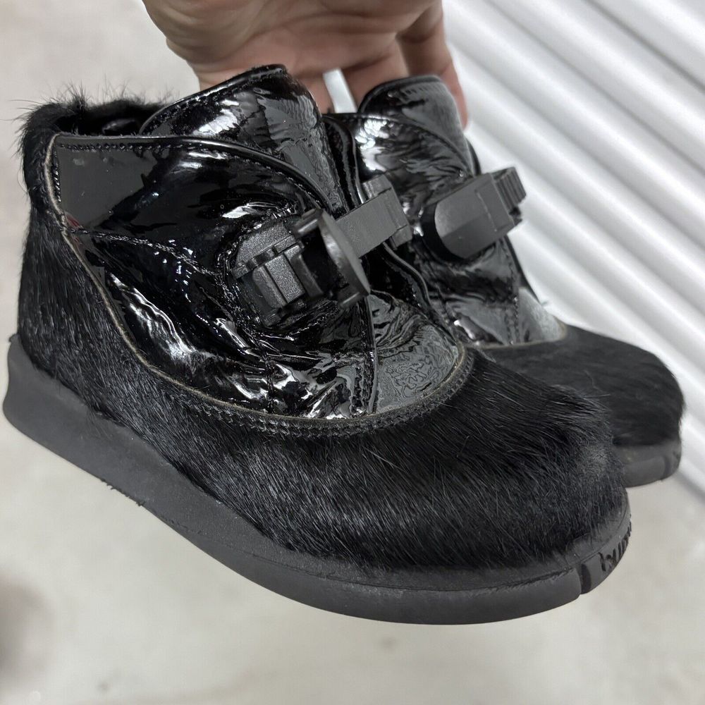 Giugiaro Bumper Black Pony Hair Ankle Chukka Boots EU 24 US 7 Gorpcore School